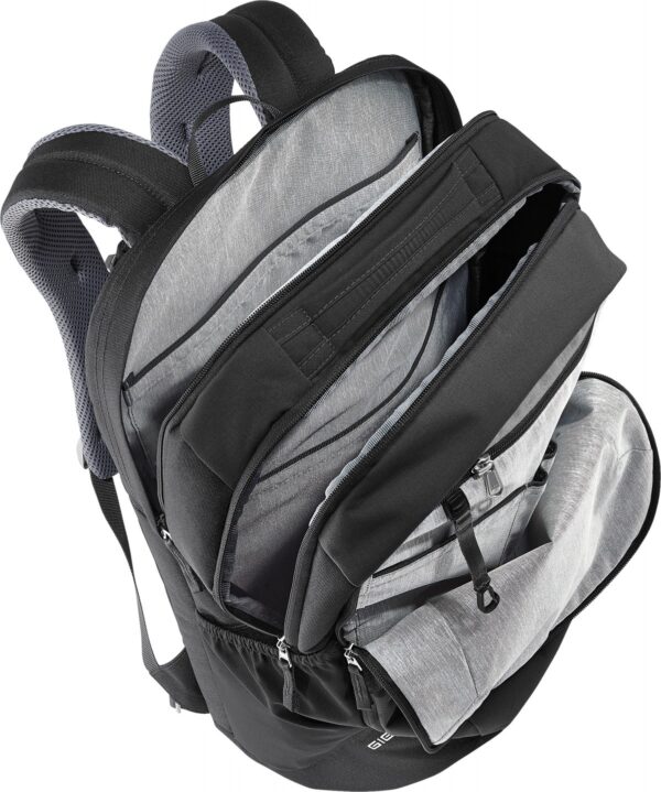 Deuter Giga_bovenkant