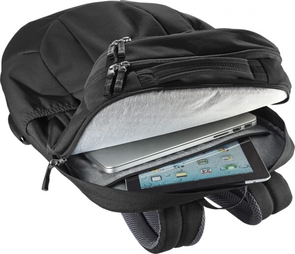 Deuter Giga_detail laptopvak
